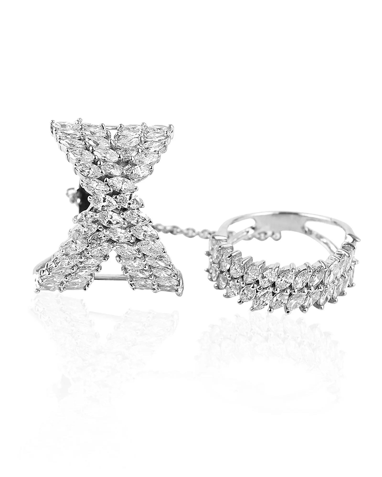 La DiaMantés  | Dual Marquise Diamond Chain Ring